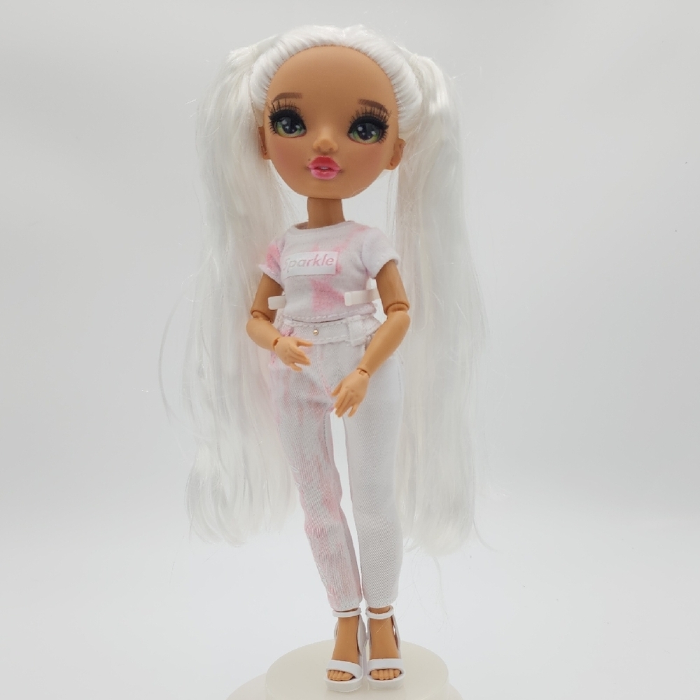Rainbow High Color And Fashion DIY Doll White and‎ Pink Doll with Long Hair